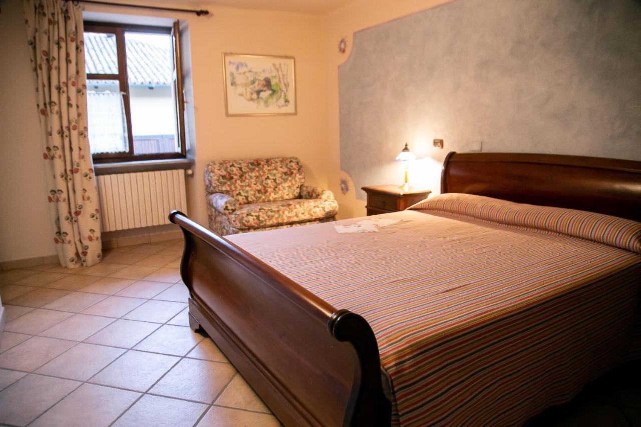 Cadgal - Tenuta Valdivilla Санто-Стефано-Бельбо Екстер'єр фото
